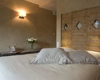 Charme & Business Hôtel Lyon - Limonest - Bedroom