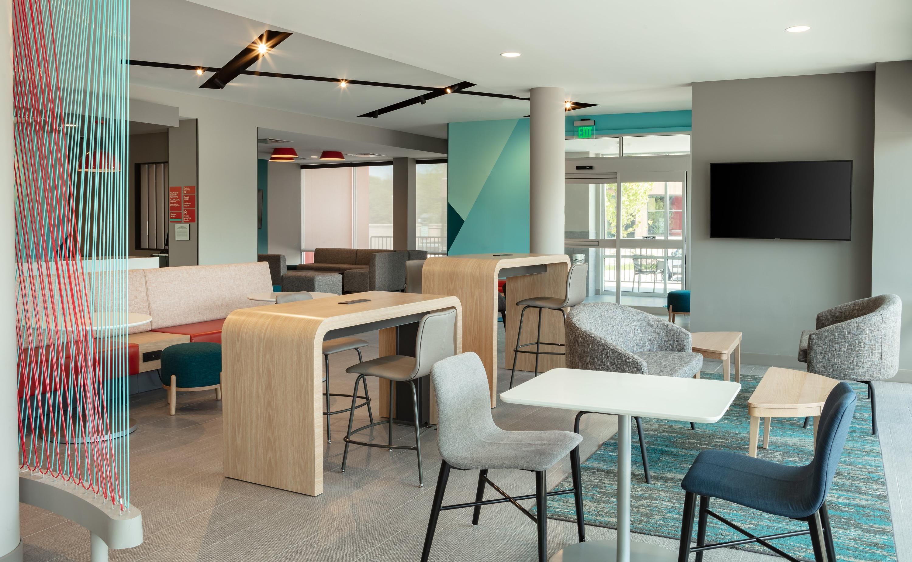 Avid Hotel Madison - Monona By IHG - Monona - Restaurace