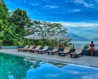 Villa Borobudur Resort - Borobudur - Pool