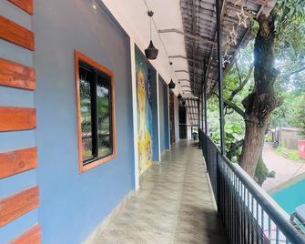 Seeya Heritage Hostels - Anjuna - Parveke