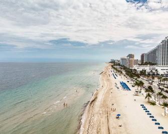 Ft Lauderdale Oceanfront Resort Condo with Views! apts - Fort Lauderdale - Beach