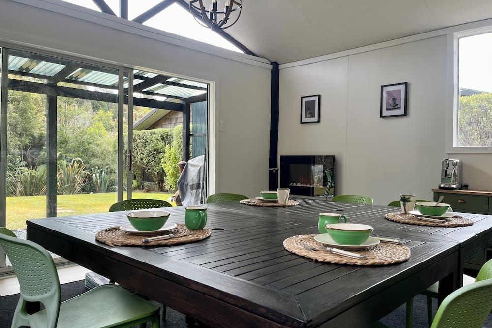 جولدفيلد سويتس