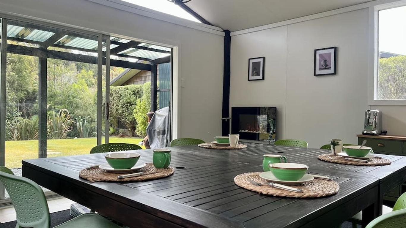 جولدفيلد سويتس