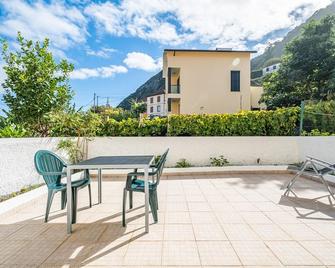 Porto Moniz City Centre by Madeira Sun Travel - Porto Moniz - Terasa