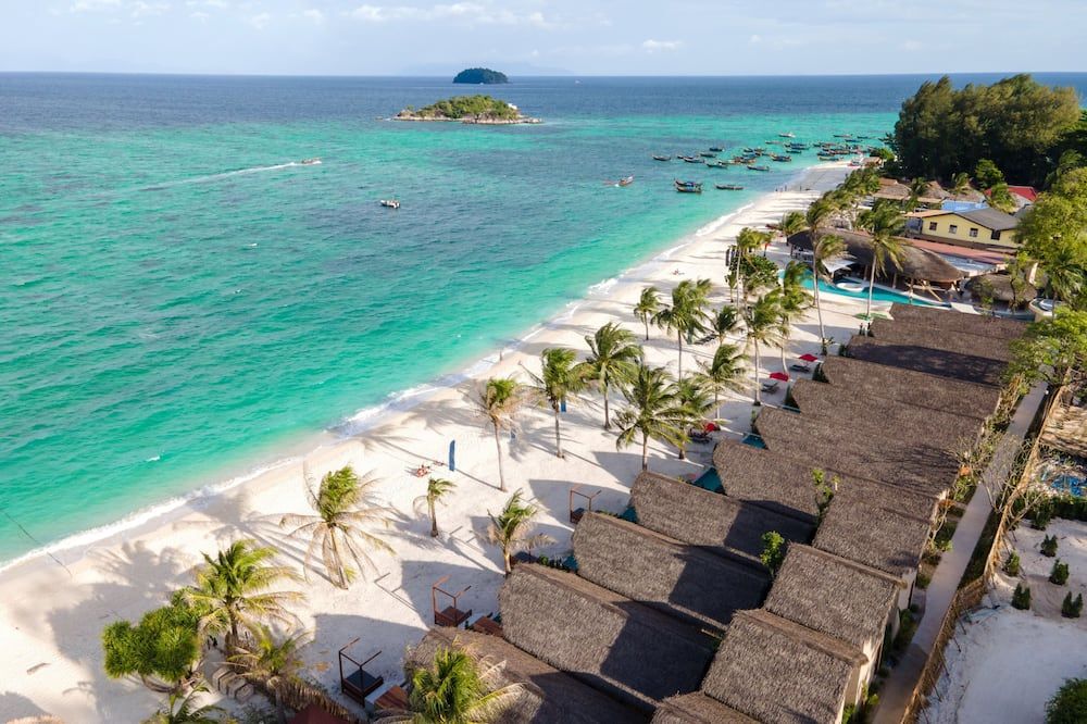 Irene Pool Villa Resort, Koh Lipe - קו ליפה - חוף
