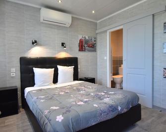 Hotel Des 2 Gares - Auxerre - Bedroom