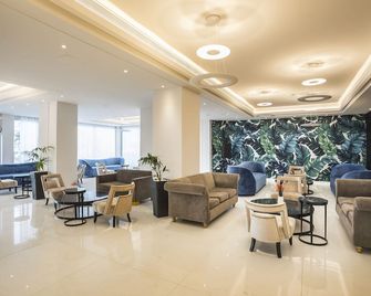 Tsokkos Protaras Beach Hotel - Протарас - Лоббі