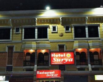 Hotel Surya - Chhindwāra - 建築