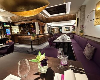 زور فاينشتيجه - شتوتغارت - مطعم