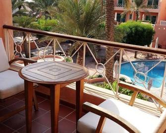 Seashell Julaia Hotel and Resort - Fahaheel - Balcony