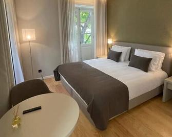 Pier House Accommodation - Funchal - Chambre