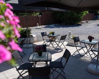 Hotel Monika - Zutendaal - Terasa