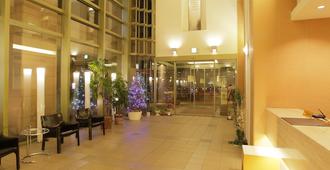 Tokachi Gardens Hotel - Obihiro - Recepción