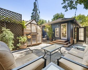 Downtown Sebastopol Studio - Sebastopol - Patio