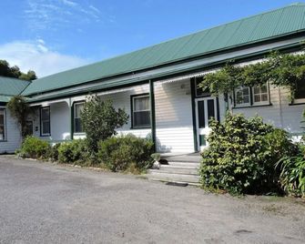Strahan Wilderness Lodge - Strahan - Building