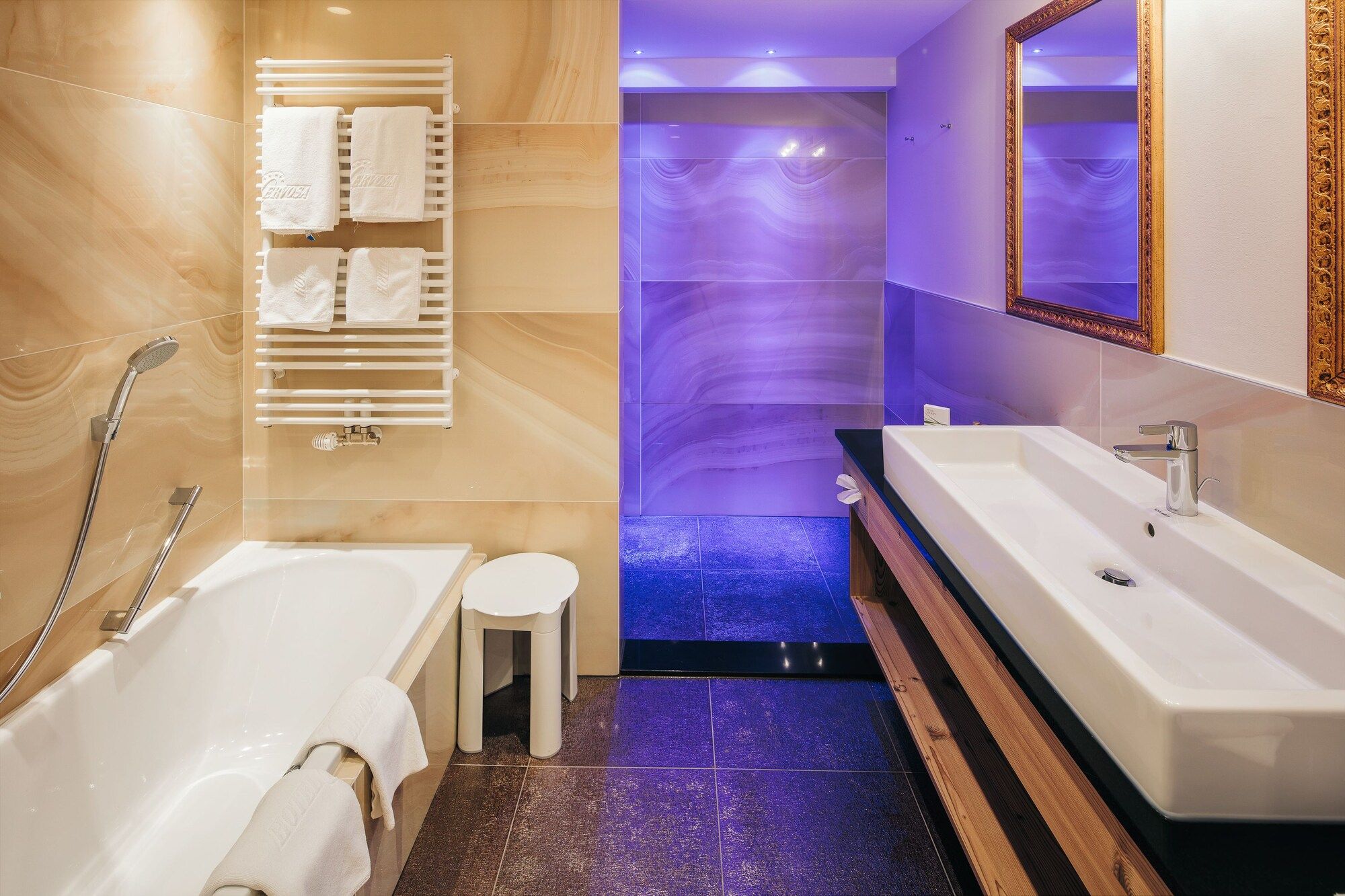 Wellnesshotel Cervosa - Serfaus - Badkamer