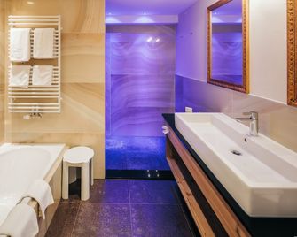 Wellnesshotel Cervosa - Serfaus - Badkamer