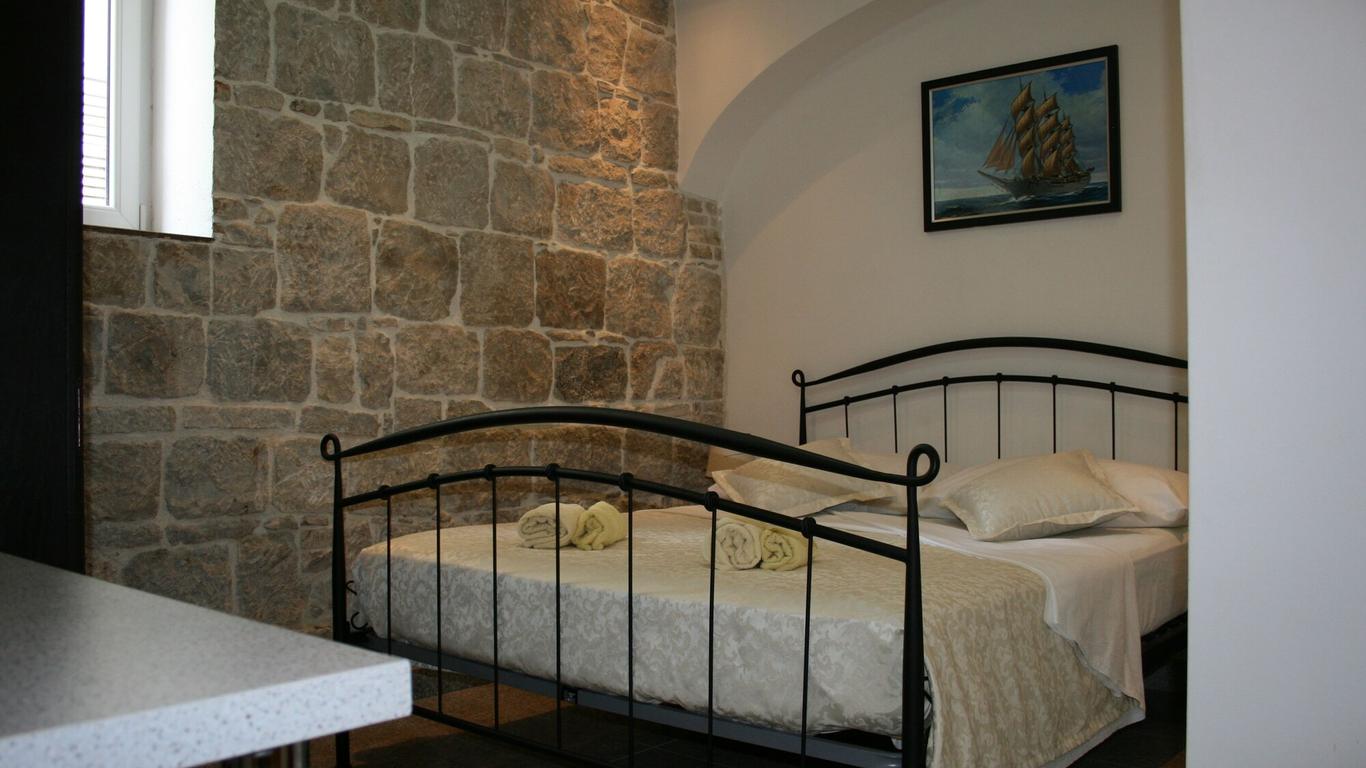 Emily Rooms