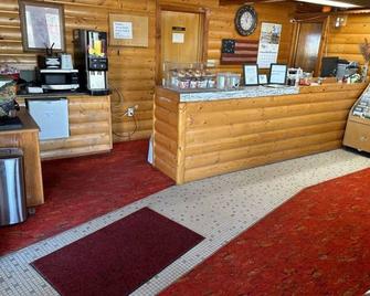 Love Hotels Western Holiday By OYO At Harlan Lake Ne - Alma - Recepción
