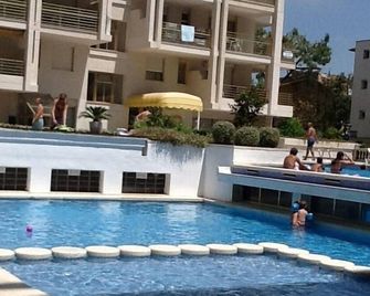 Luxury Apartment, Beachfront / Large Terrace - Salou - Salou - Pool