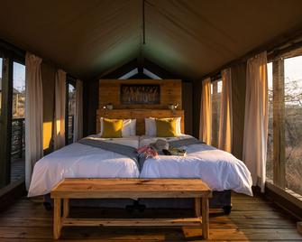 Ndhula Luxury Tented Lodge - White River - Habitación