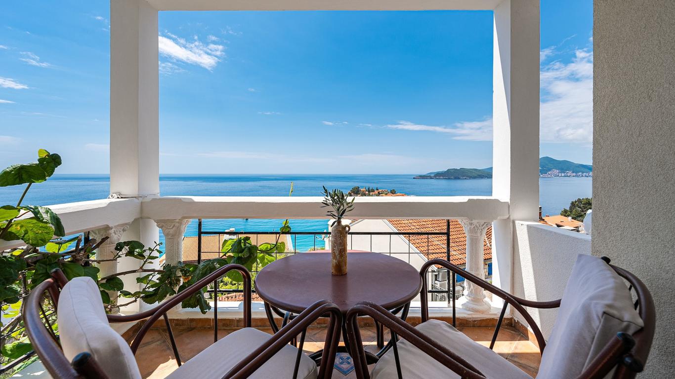 Hotel Adrovic
