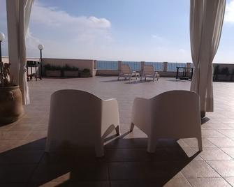 Mare d'Amuri - Porto Empedocle - Patio