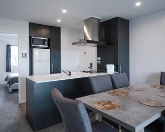 Chic Urban Retreat in Grey Lynn - Auckland - Dining room
