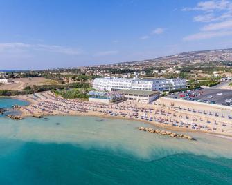 Kotsias Corallia Villas - Coral Bay - Building