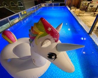 Jinghongli Gu Inn - 西双版纳傣族自治州 - 游泳池