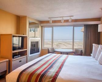 Ebb Tide Oceanfront Inn - Seaside - Bedroom