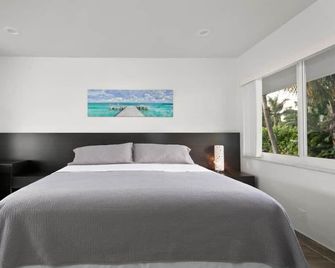 Elizabeth House Inn - Deerfield Beach - Bedroom