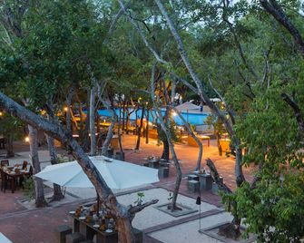 Nilaveli Beach Hotel - Trincomalee