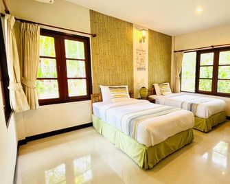 Suan Bankrut Beach Resort - Bang Saphan - Bedroom