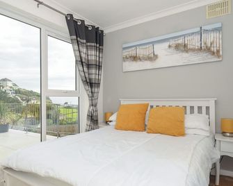 Shells Cottage - Looe - Bedroom