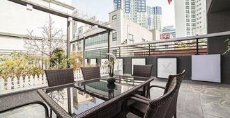 Venture Hotel - Gwangju - Balcón