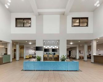 Best Western Plus Chickasha Inn - Chickasha - Лоббі