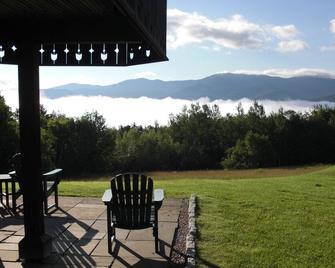 Trapp Family Lodge - Stowe - Patio
