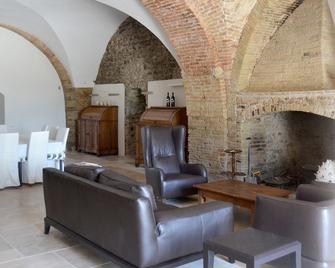 Masseria Celentano Relais & Agriturismo - San Severo - Sala de estar