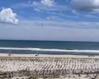 Ocean Beach Front will put you at complete Peace- Amazing Views - Lavallette - Beach