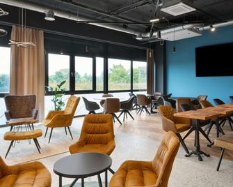Four Points Express by Sheraton Östringen - Östringen - Lobby