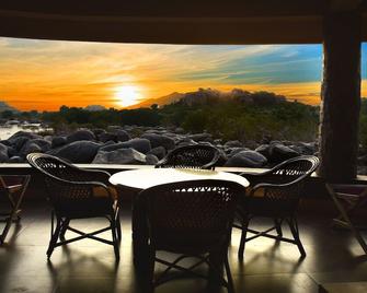 Hampis Boulders Resort - Hampi - Balcone