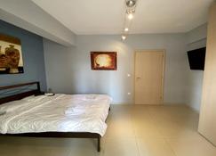 Nice apartment in good location - Salónica - Quarto