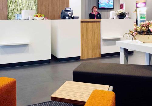 Mercure Hotel Schiphol Terminal 108 1 6 5 Schiphol Hotel Deals Reviews Kayak
