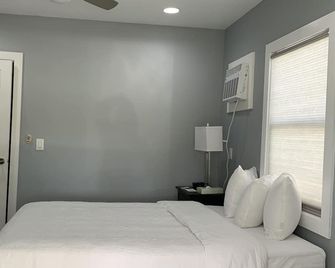 Everglades City Motel - Queen Room, 1 Bed - Everglades - Camera da letto