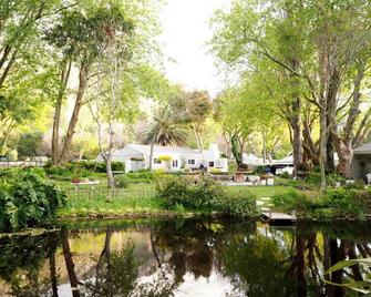 Waterland Lodge - Constantia - Venkovní prostory