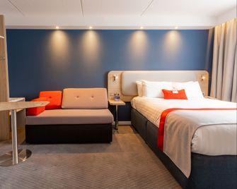 Holiday Inn Express Glasgow City Theatreland by IHG - Glasgow - Bedroom