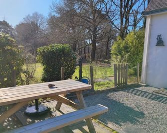 Quiet house in the countryside - Plaudren - Patio
