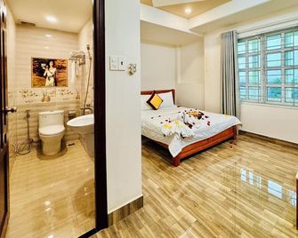 Duc Phuc Hotel - Ciudad Ho Chi Minh - Habitación