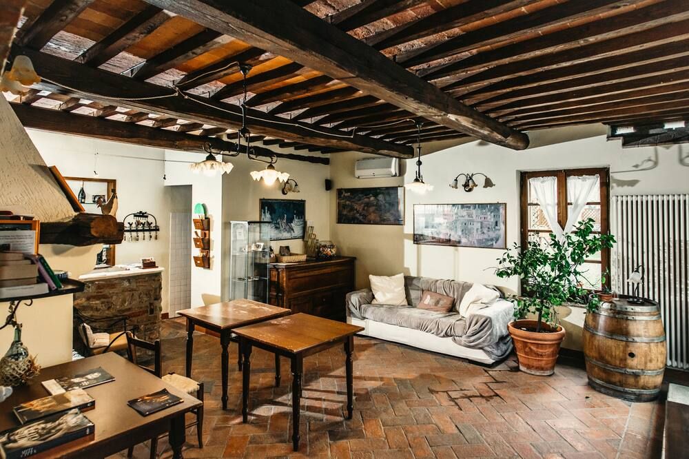 Casa Di Campagna In Toscana - Sovicille - Living room